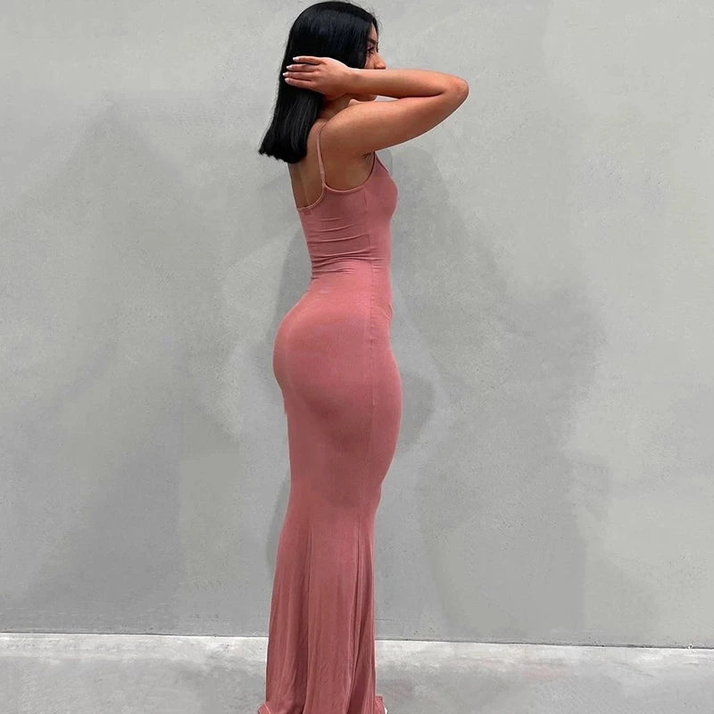 Maxivestido ceñido al cuerpo